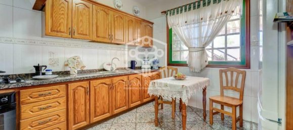 Villa de 6 dormitorios en Adeje, Spain No. 11431 17