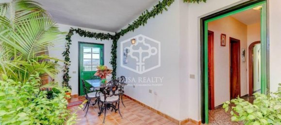 Villa de 6 dormitorios en Adeje, Spain No. 11431 10