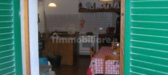 5 Schlafzimmer Wohnung in Varese Ligure, Italy, Nr. 114971 12