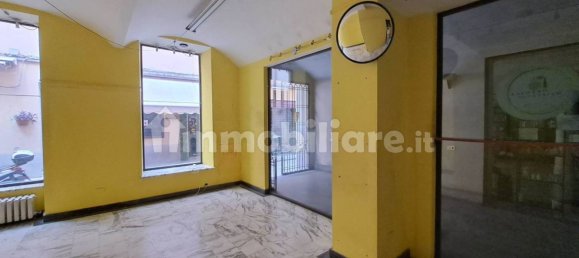 1 room Commercial property in Parma, Italy No. 309232 2