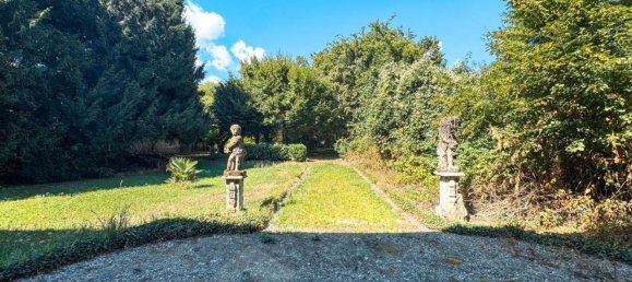 10 rooms Villa in Lonate Pozzolo, Italy No. 297046 50