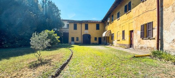 10 rooms Villa in Lonate Pozzolo, Italy No. 297046 34