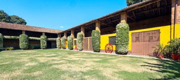 10 rooms Villa in Lonate Pozzolo, Italy No. 297046 8