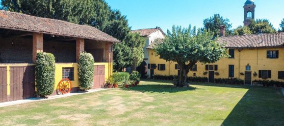 10 rooms Villa in Lonate Pozzolo, Italy No. 297046 7