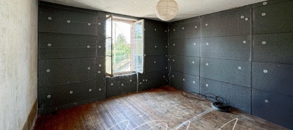 4 bedrooms House in Villiers-Saint-Georges, France No. 143557 14