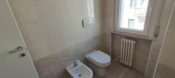 3 rooms Apartment in Voghera, Italy No. 64047 16