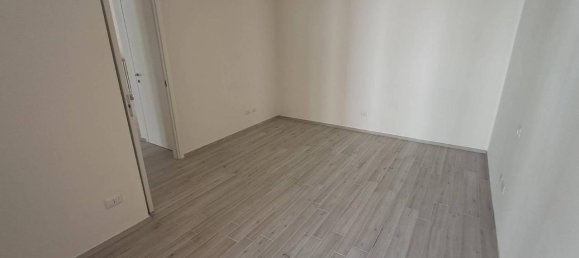 3 rooms Apartment in Voghera, Italy No. 64047 24
