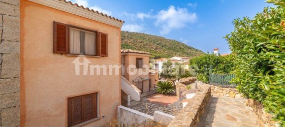 Квартира с 2 спальнями в Будони, Италия № 350162 25