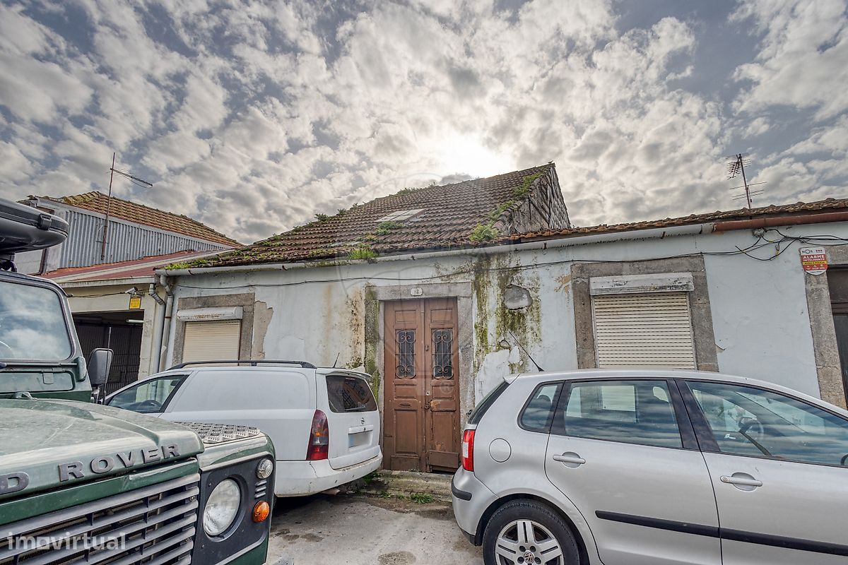 3 bedrooms House in Porto, Portugal No. 23663