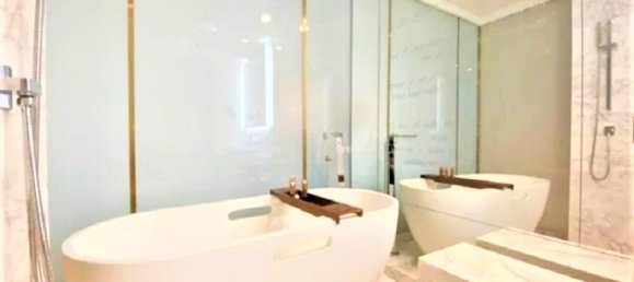 Studio in Business Bay, UAE No. 6154 6