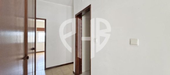 3 bedrooms Apartment in Loures, Portugal No. 94664 8
