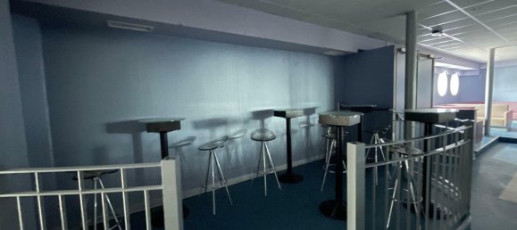 Bâtiment à Holving, France 575m² No. 38747 9