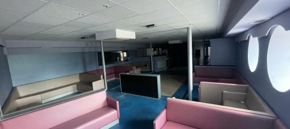 Bâtiment à Holving, France 575m² No. 38747 7