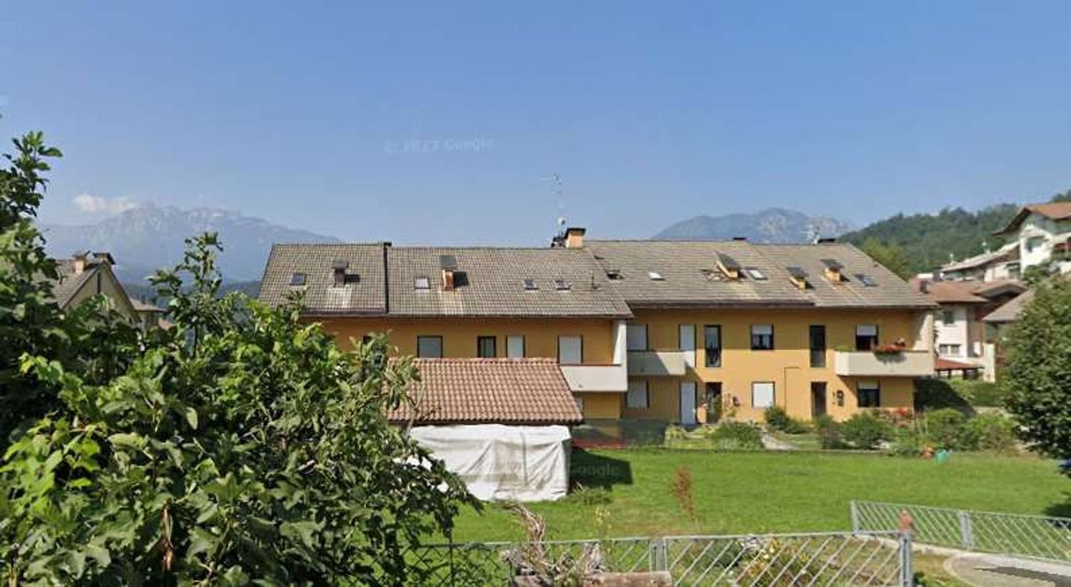 Apartamento de 3 habitaciónes en Levico Terme, Italy No. 300900