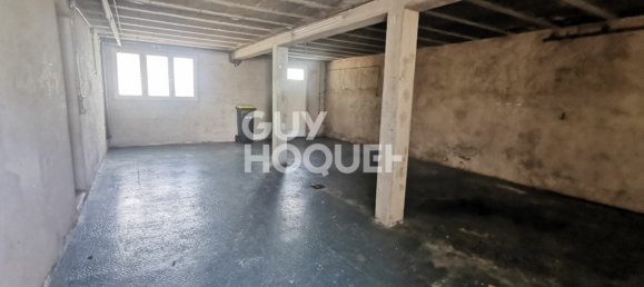 Casa de 4 dormitorios en Saint-Xandre, France No. 357436 3