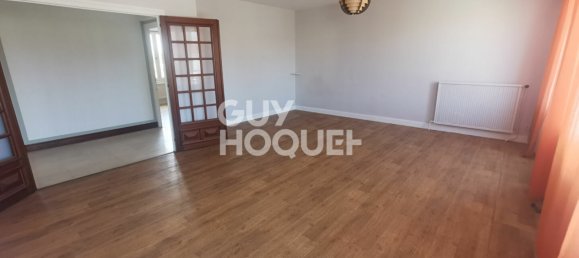 Casa de 4 dormitorios en Saint-Xandre, France No. 357436 2