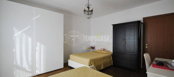 2 bedrooms House in Caronno Pertusella, Italy No. 145294 13