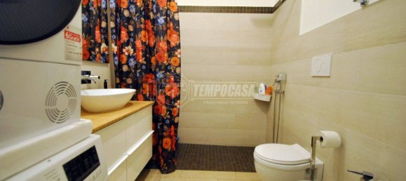 2 bedrooms House in Caronno Pertusella, Italy No. 145294 24