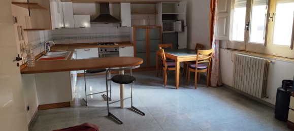 Здание 234м² в Виттория, Италия № 193950 2