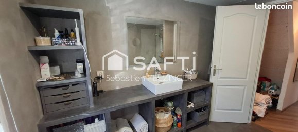 5 bedrooms House in Laon, France No. 330322 9