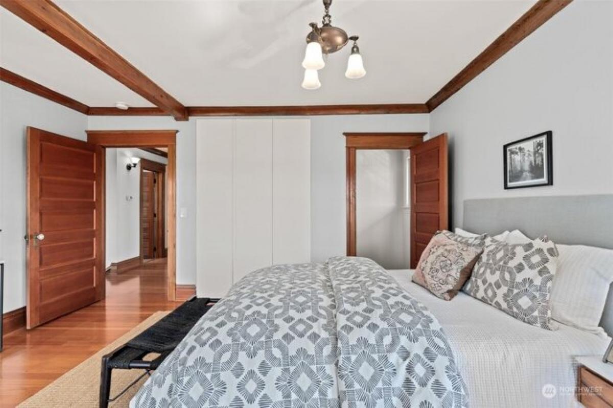 3 bedrooms House in Seattle, USA No. 220124