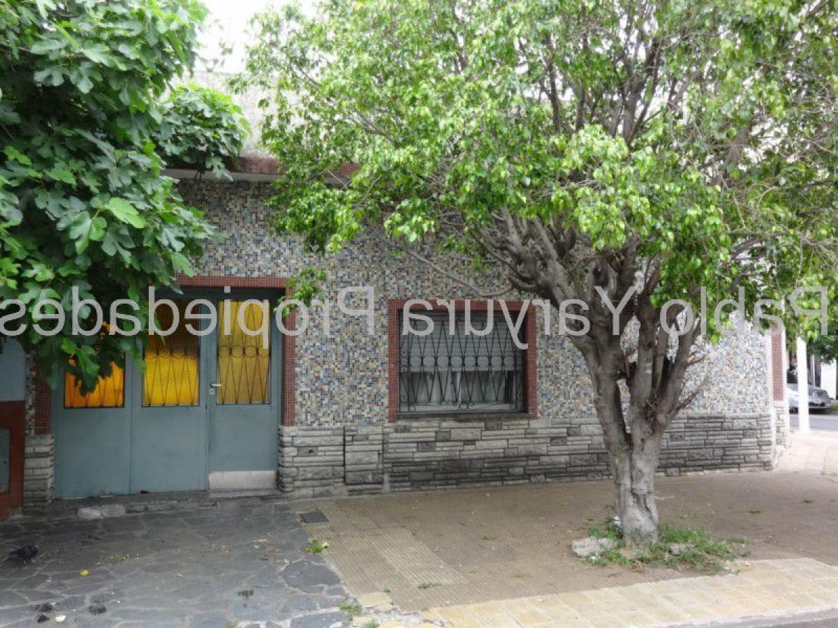 Studio in Tres de Febrero, Argentina, Nr. 16696