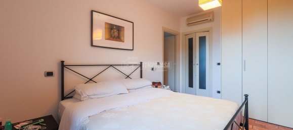 11 rooms House in San Clemente, Italy No. 89393 13