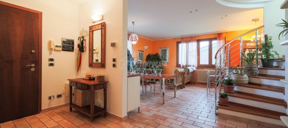 11 rooms House in San Clemente, Italy No. 89393 4