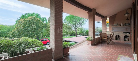 11 rooms House in San Clemente, Italy No. 89393 48