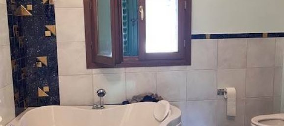 2 bedrooms House in Borgo San Lorenzo, Italy No. 324451 5