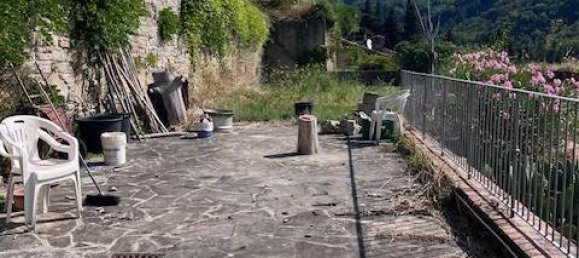 2 bedrooms House in Borgo San Lorenzo, Italy No. 324451 2