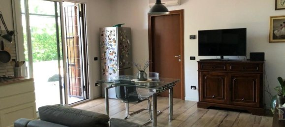 3 bedrooms Apartment in Castelnuovo Rangone, Italy No. 337684 5