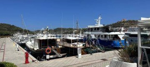 Gewerbliche Immobilie in Santa Teresa Gallura, Italy 74m², Nr. 312927 9