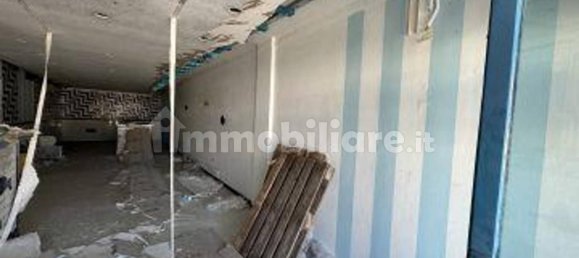 Gewerbliche Immobilie in Santa Teresa Gallura, Italy 74m², Nr. 312927 3