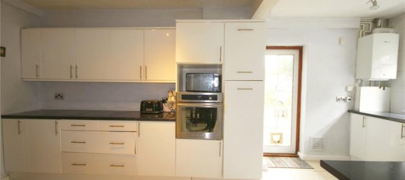 4 bedrooms House in New Barnet, United Kingdom No. 6477 3