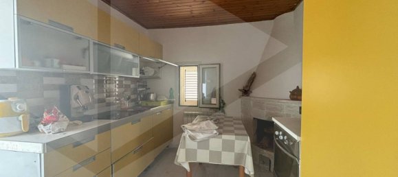 9 rooms House in Torremaggiore, Italy No. 28099 25