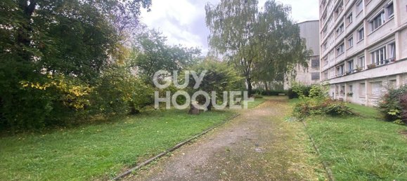 2 bedrooms Apartment in Le Pre-Saint-Gervais, France No. 161845 2