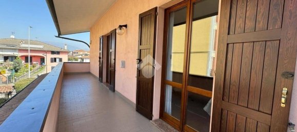 3 bedrooms Villa in Madone, Italy No. 210551 27