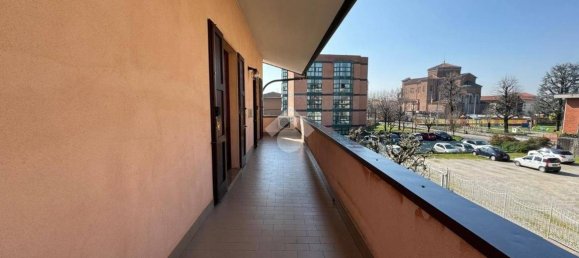 3 bedrooms Villa in Madone, Italy No. 210551 19