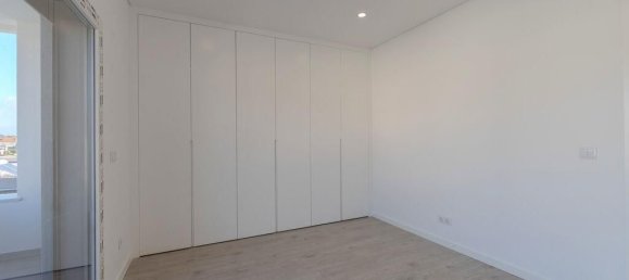 3 bedrooms Villa in Setubal, Portugal No. 130898 10