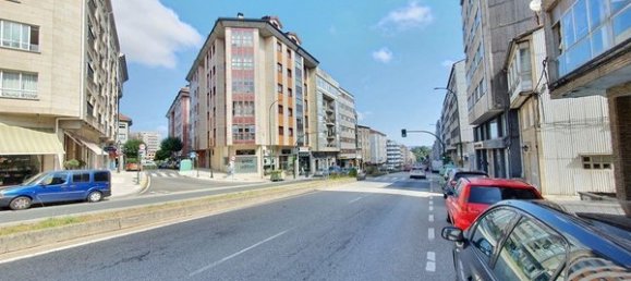 900m² Building in O Milladoiro, Spain No. 49540 20