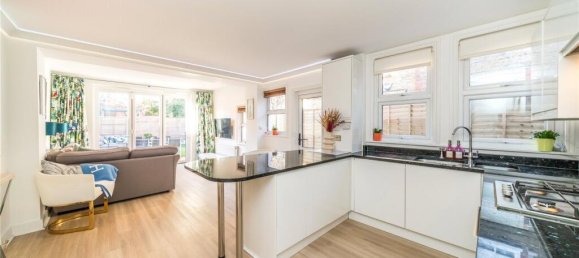 Мезонет с 2 спальнями в Лондон, Великобритания № 12912 2