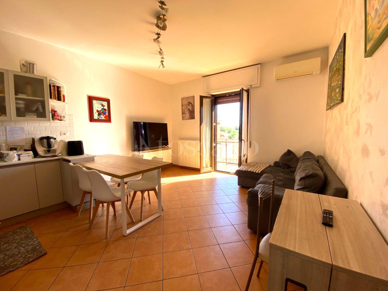 3-salle Appartement à Rome, Italy No. 385643