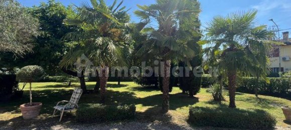 Villa de 3 dormitorios en Trebaseleghe, Italy No. 221004 10