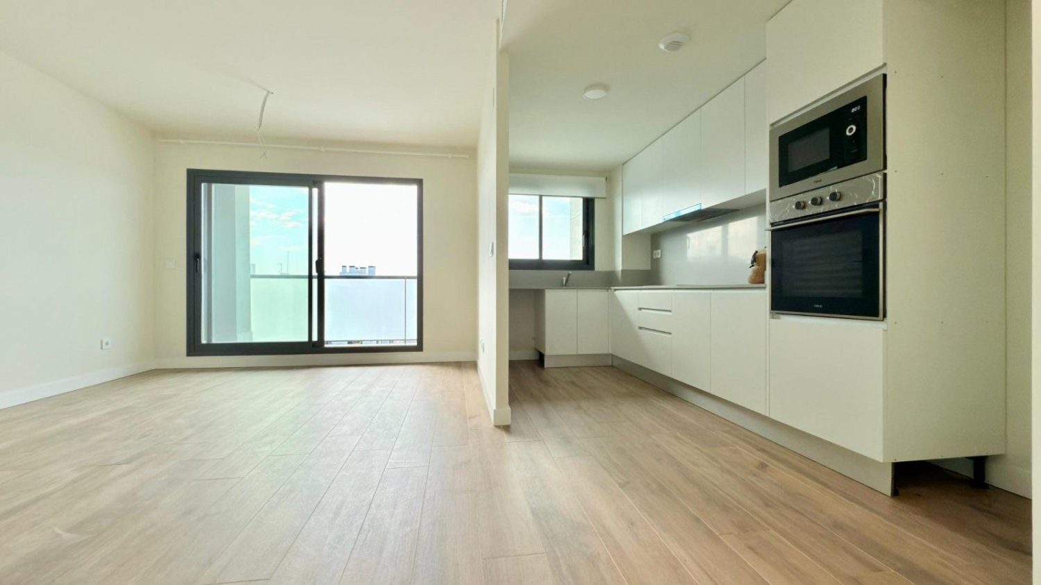 3 Schlafzimmer Wohnung in Alicante, Spain, Nr. 284250