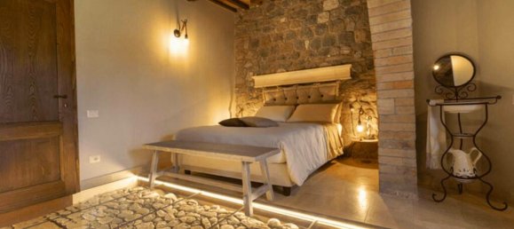 3 Schlafzimmer Haus in Radicofani, Italy, Nr. 54050 21