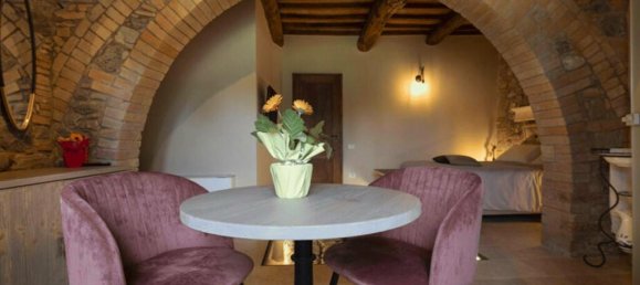 3 Schlafzimmer Haus in Radicofani, Italy, Nr. 54050 25