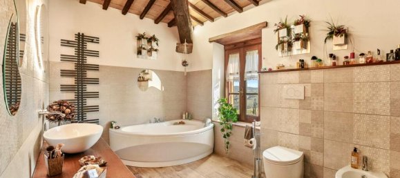 3 Schlafzimmer Haus in Radicofani, Italy, Nr. 54050 50