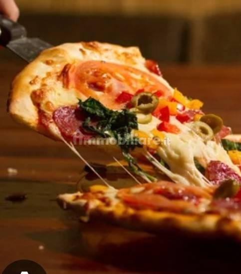 5 rooms Commercial property in Genoa, Italy No. 93149