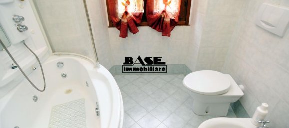 Квартира с 3 комнатами в Комо, Италия № 126592 6